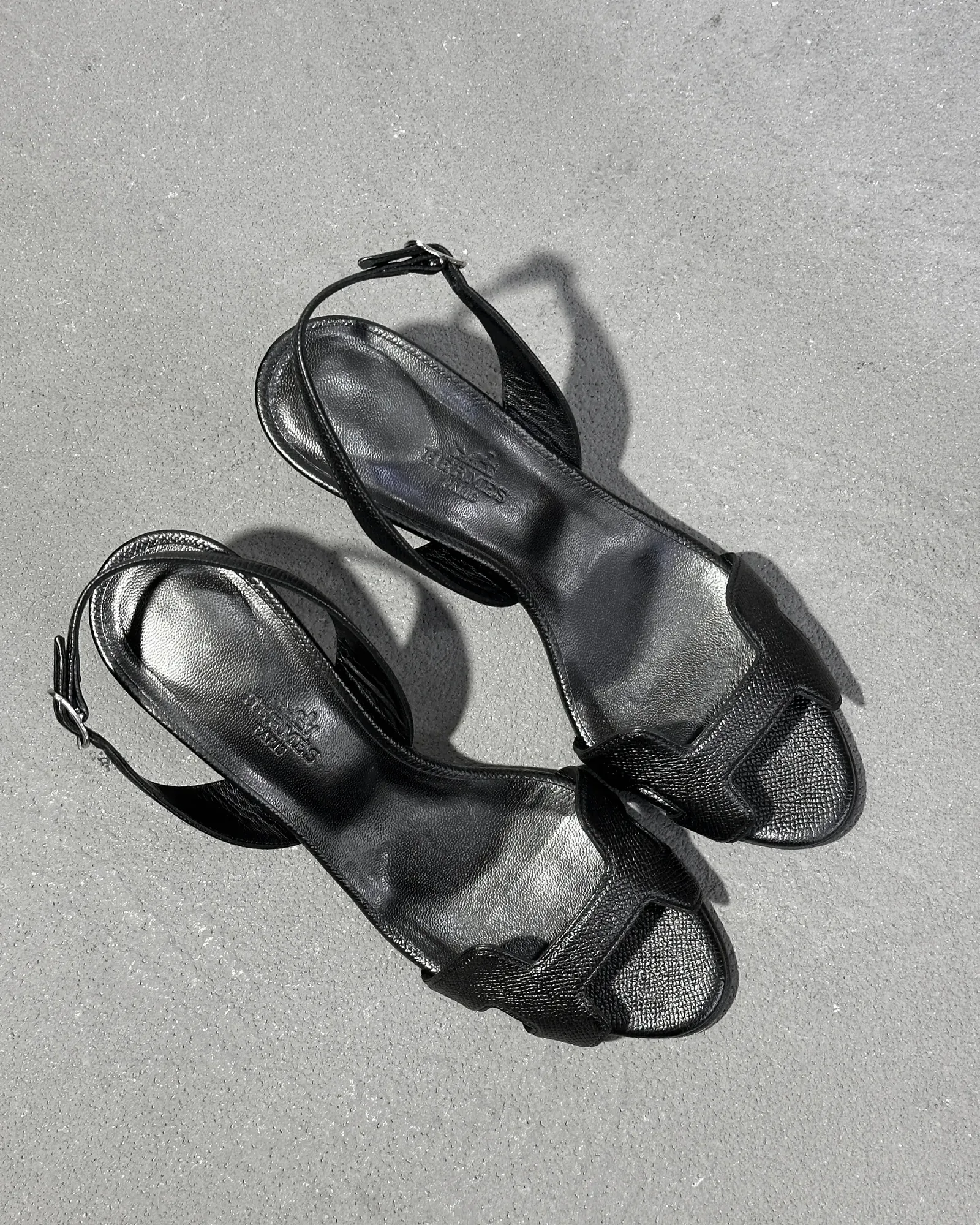 구두-에르메스-염색 -나이트 슬링백 샌들 수선 후